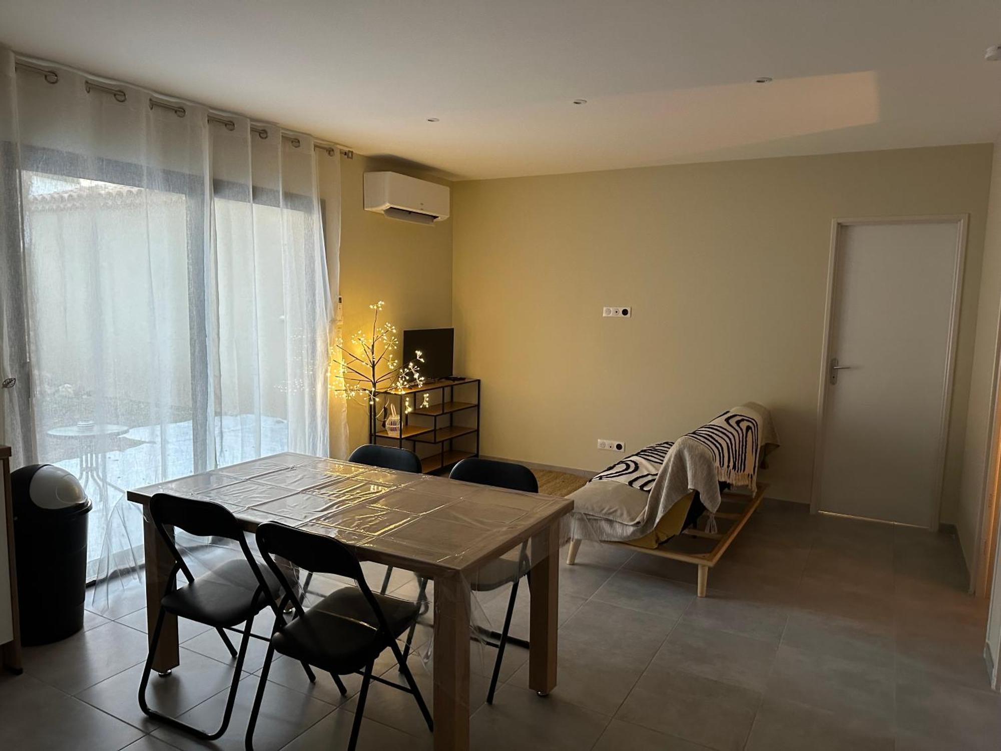 Maison T3 Dans Un Village Calme Saint-Mitre-les-Remparts المظهر الخارجي الصورة