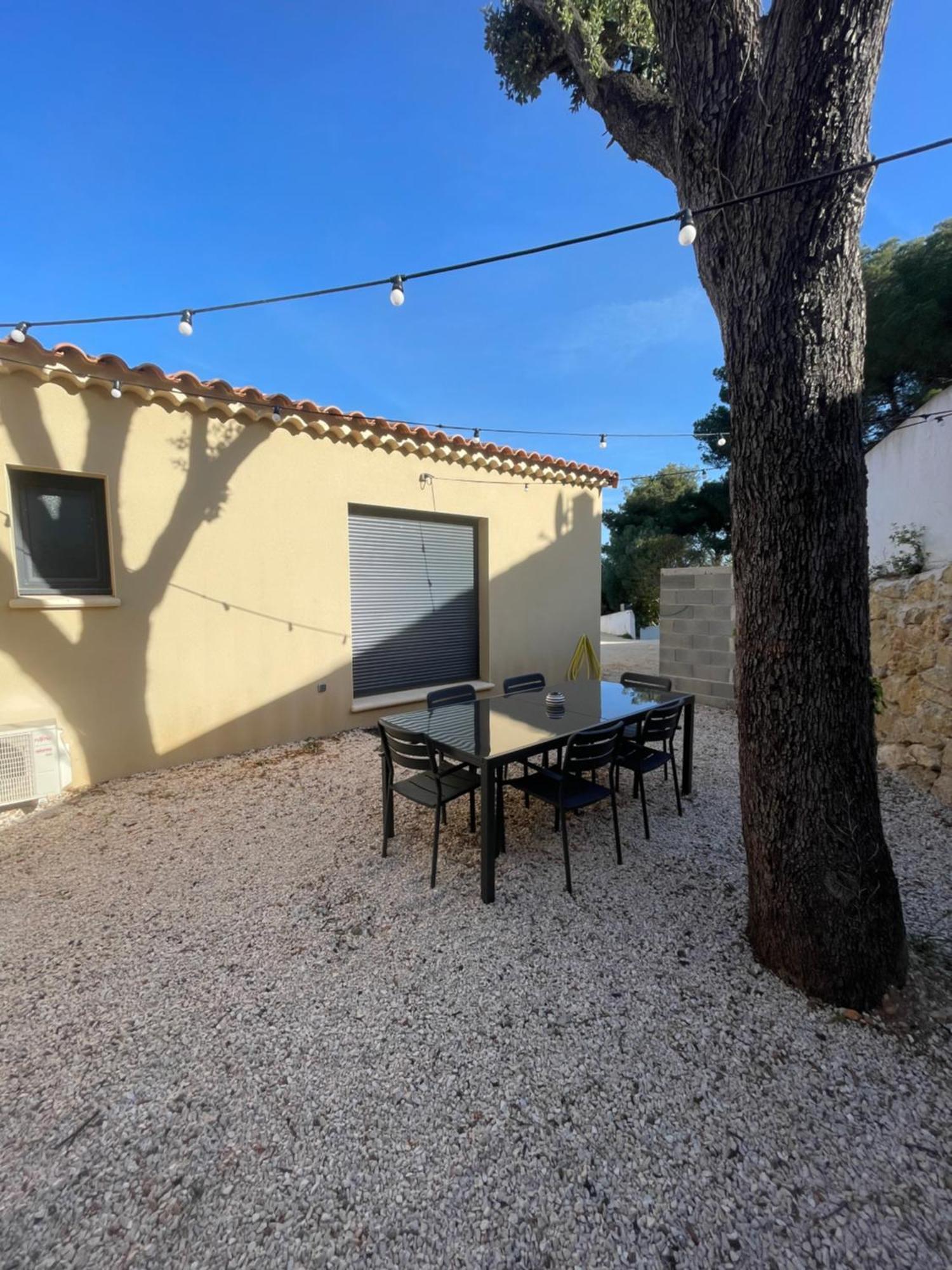 Maison T3 Dans Un Village Calme Saint-Mitre-les-Remparts المظهر الخارجي الصورة