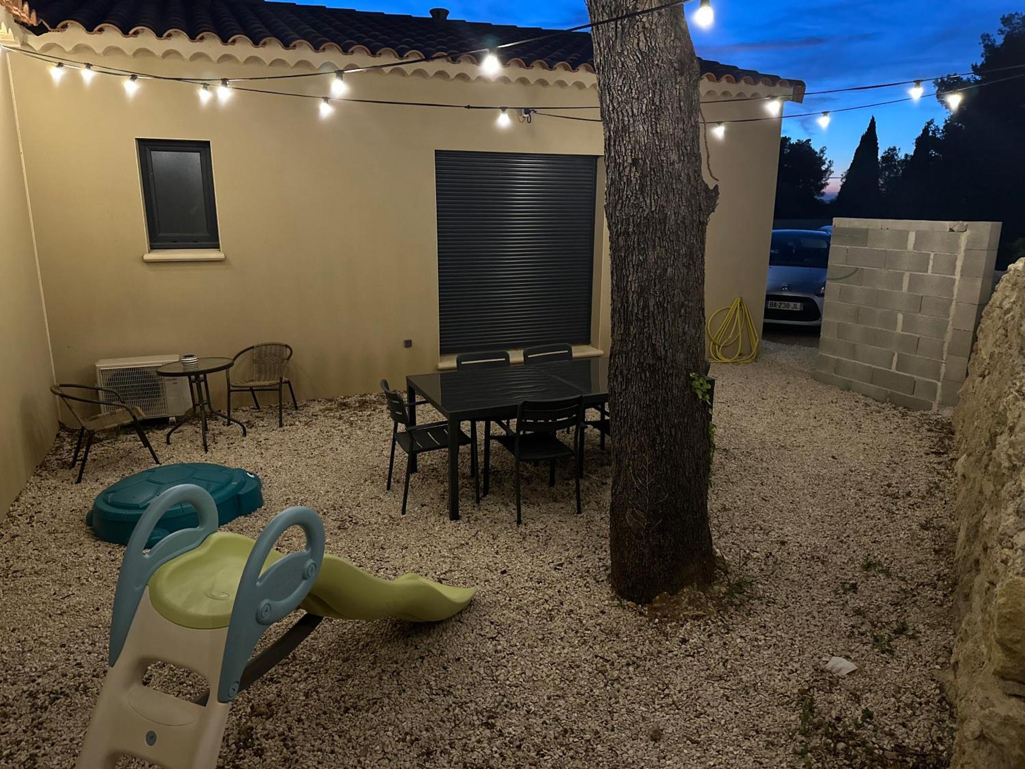Maison T3 Dans Un Village Calme Saint-Mitre-les-Remparts المظهر الخارجي الصورة